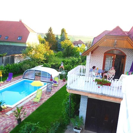 Joker Villa Apartmanhaus Heviz Exterior photo