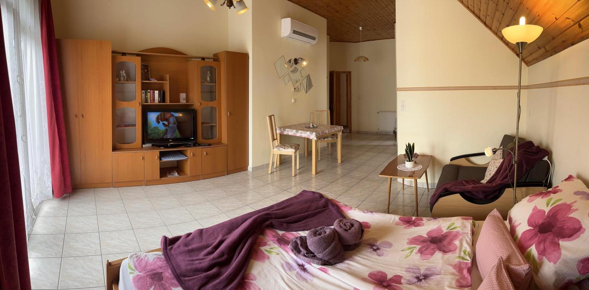 Joker Villa Apartmanhaus Heviz Exterior photo